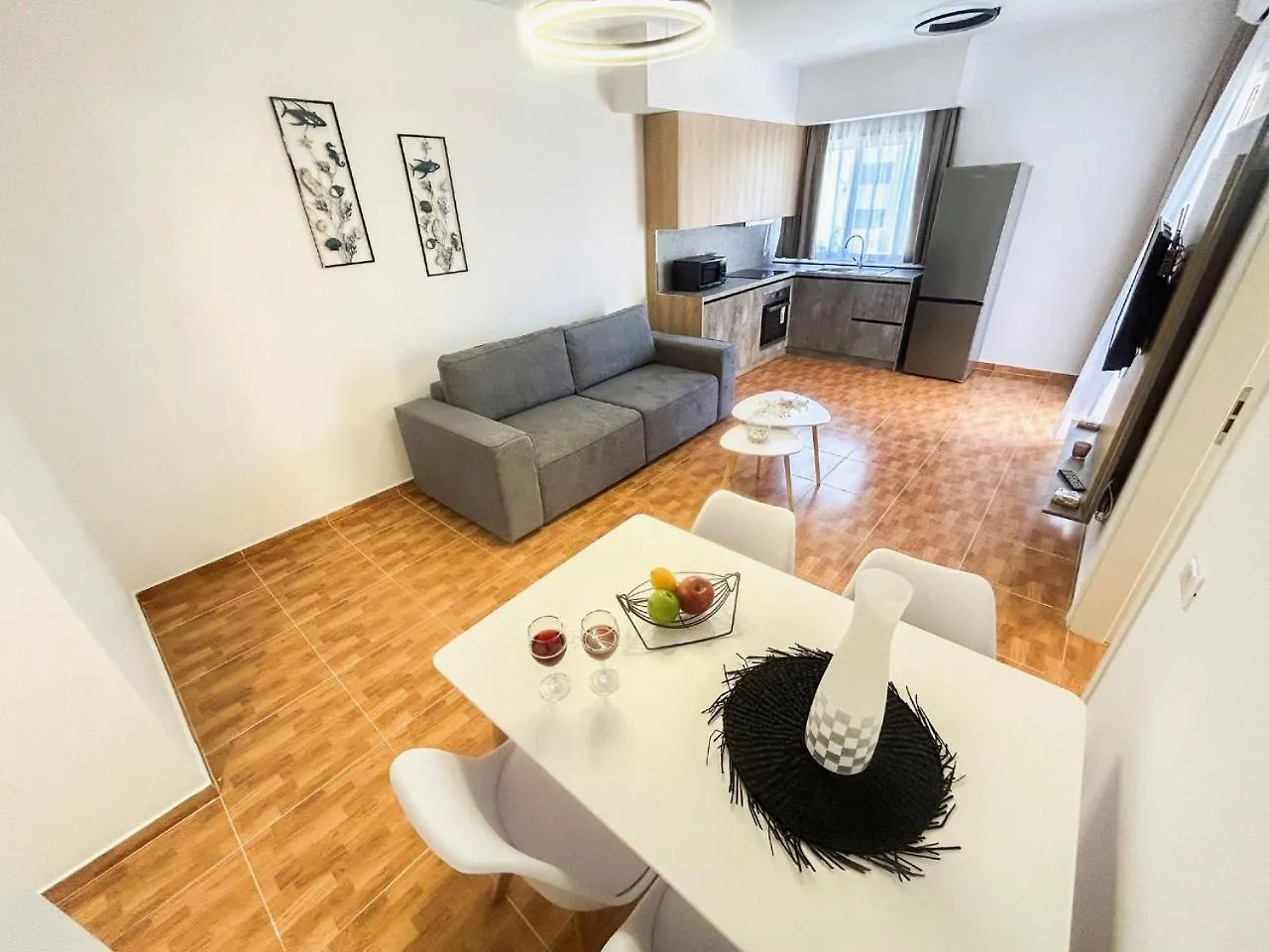 Sea View Apartman Qerret Golem