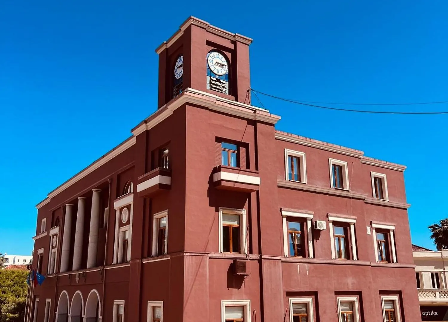 Sea View Apartman Qerret Golem  Apartment